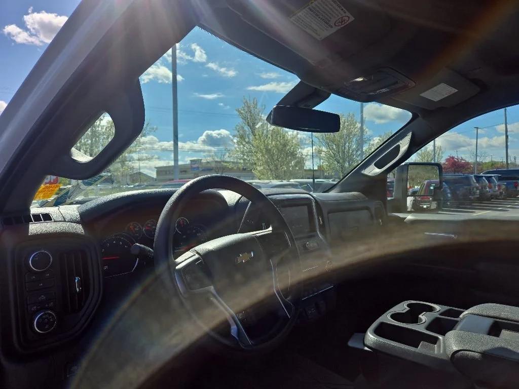 chevrolet silverado 2500hd 2023 1GC4YME77PF147818 image chevrolet silverado 2500hd 2023 1GC4YME77PF147818 image